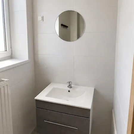 Monteurwohnungen In *