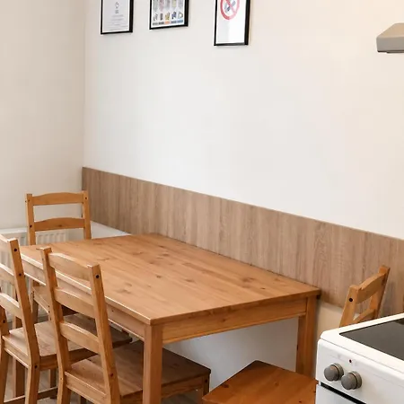 アパート Monteurwohnungen In *
