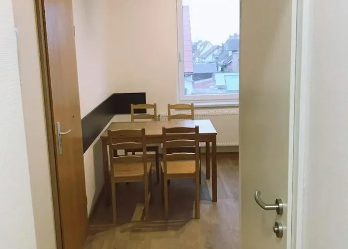 Monteurwohnungen In 아파트 Markranstädt